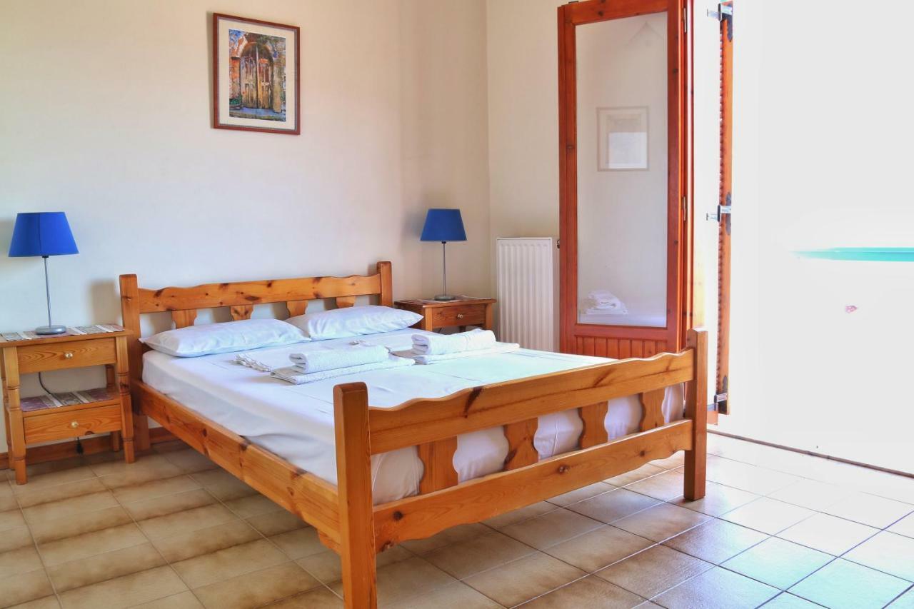 Seaview - Selfcatering Apartment - Helen No 2 Xiropigado Exteriör bild