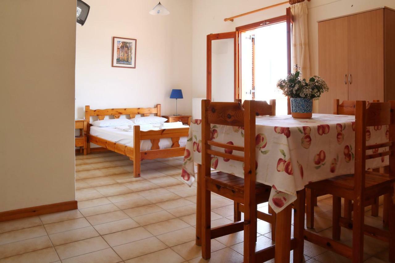 Seaview - Selfcatering Apartment - Helen No 2 Xiropigado Exteriör bild
